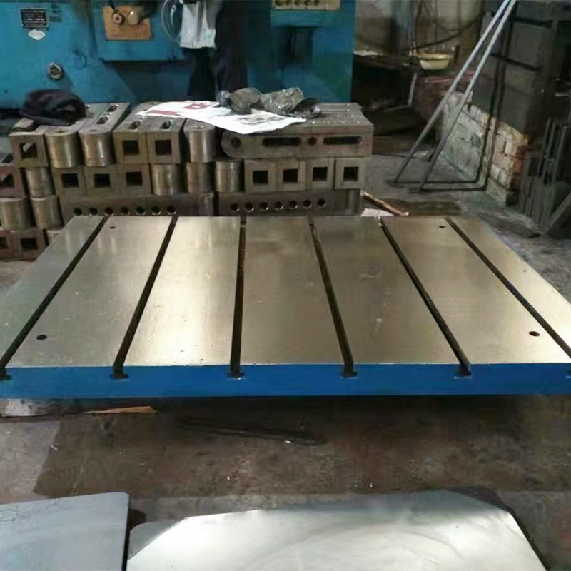 Baca lebih lanjut tentang meja fabrikasi baja