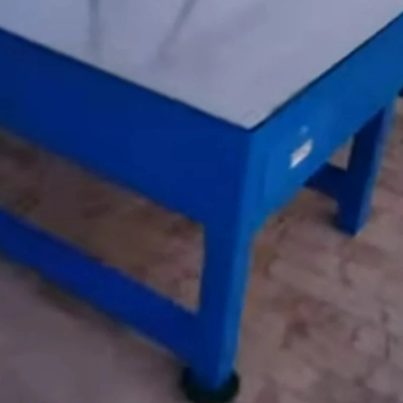 Platform Inspeksi Tanah Air Pelat Baja